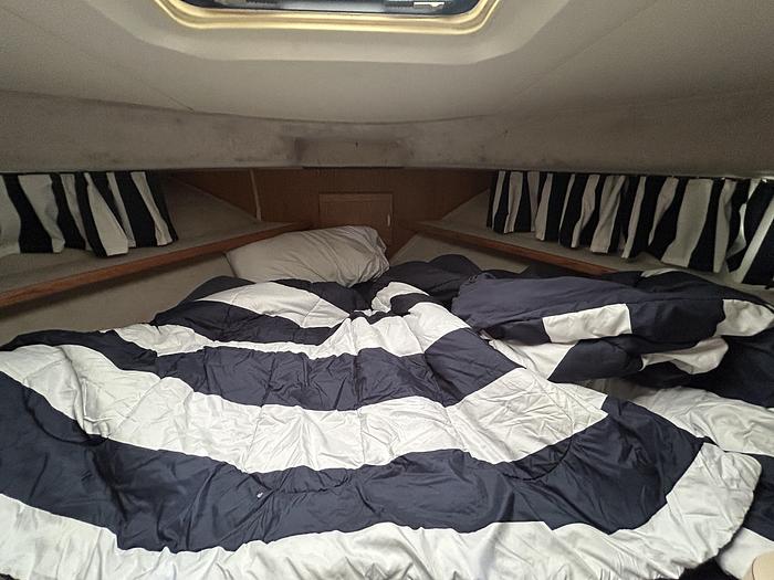 Used 1990 Silverton  40 Motor Yacht