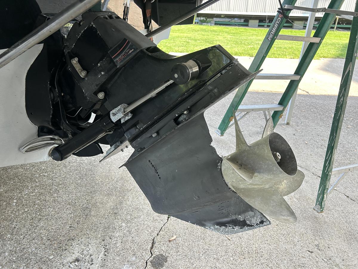 Used 2005 Ebbtide 2600