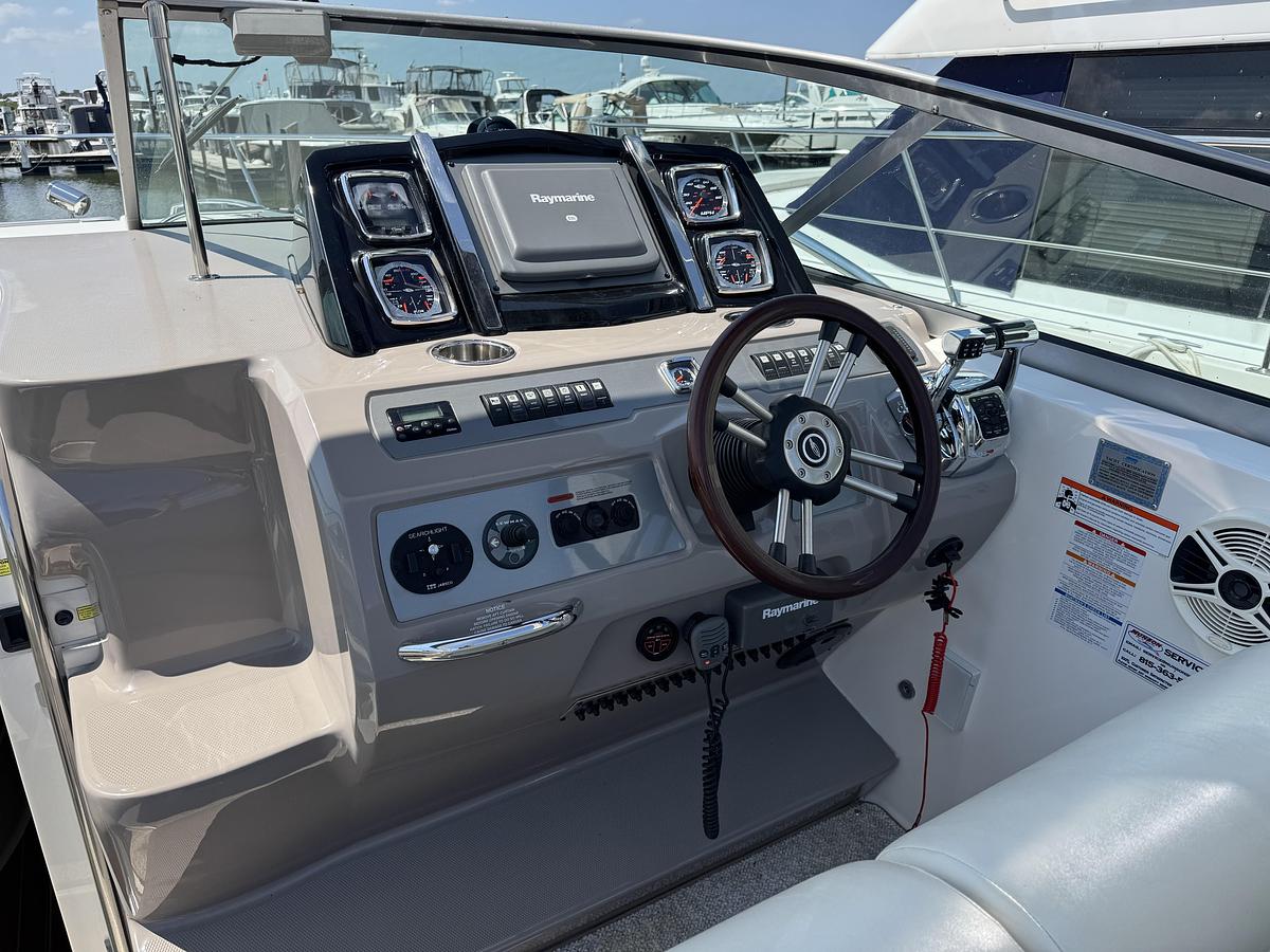 Used 2009 Chaparral 350 Signature