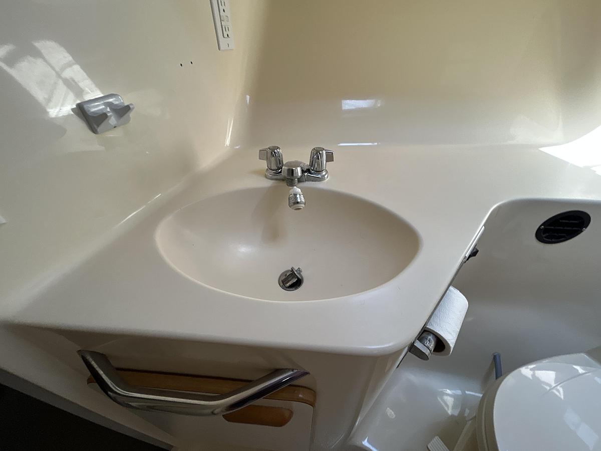 Used 1993 Sea Ray 440 Sundancer