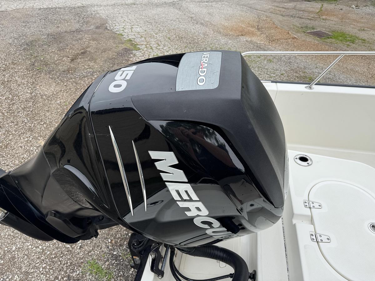 Used 2013 Boston Whaler 210 Montauk