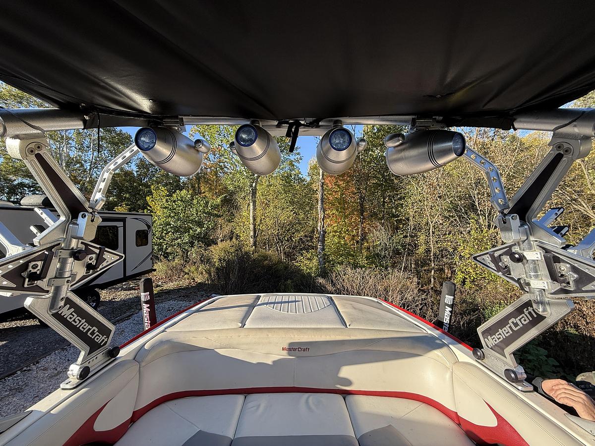 Used 2008 Mastercraft XStar 23'