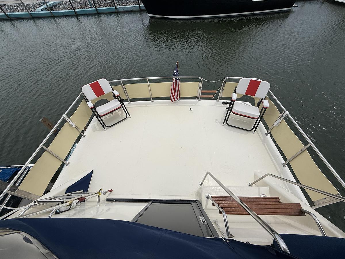 Used 1986 Sea Ray 410 Sundancer