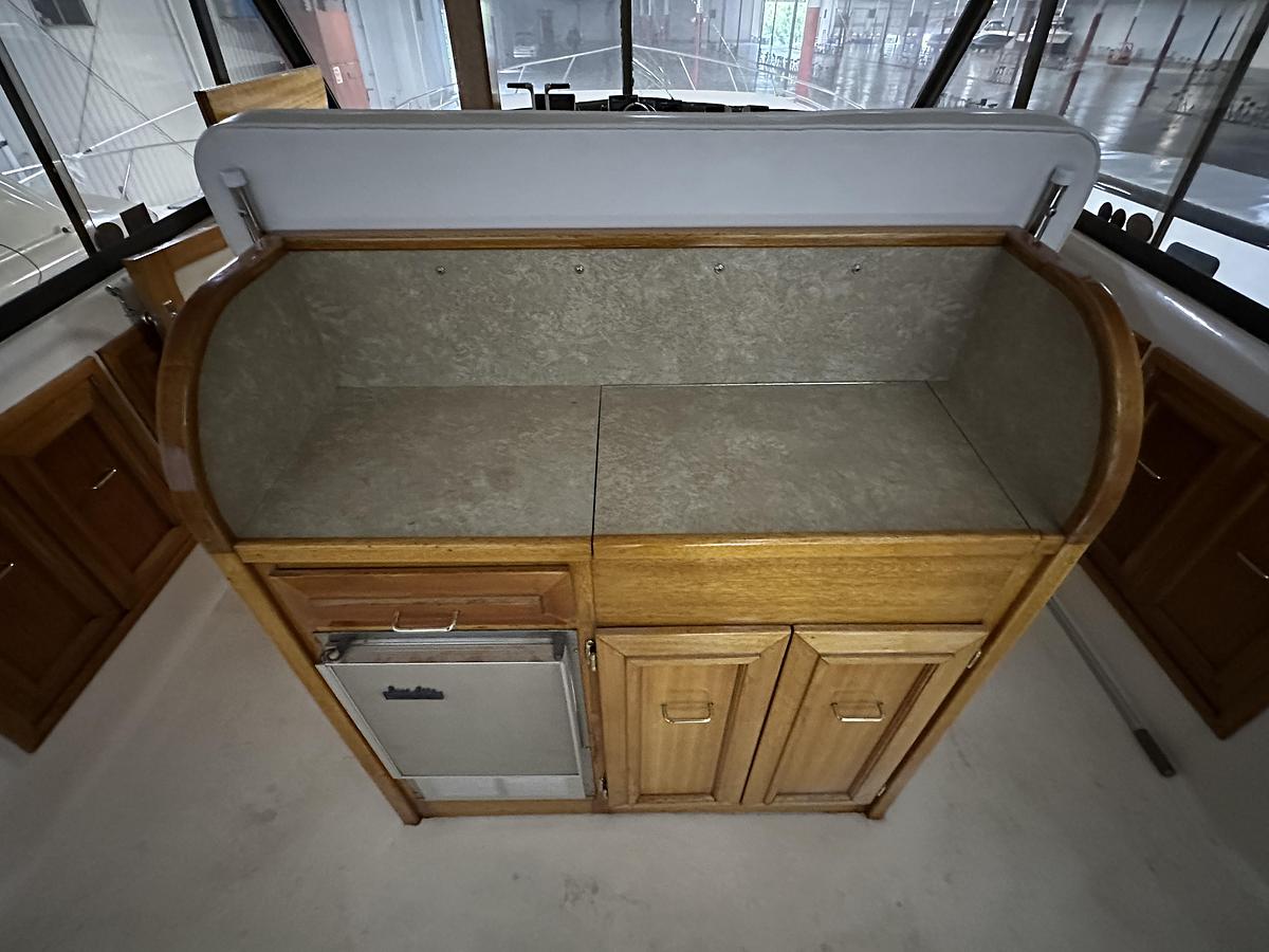 Used 1982 Egg Harbor 42 Aft Cabin Motor Yacht