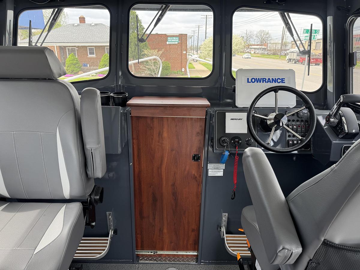 Used 2025 Hewescraft 240 Pacific Cruiser Hardtop