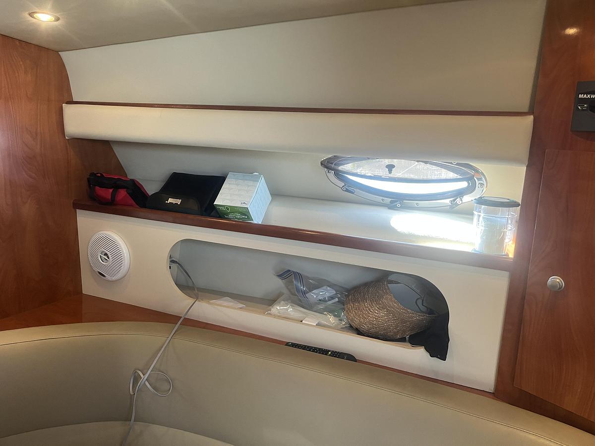 Used 2007 Cruisers Yachts 280 CXI