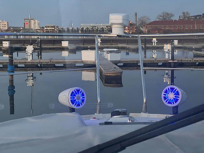 Used 2018 Carver C37