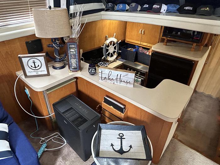 Used 1990 Silverton  40 Motor Yacht