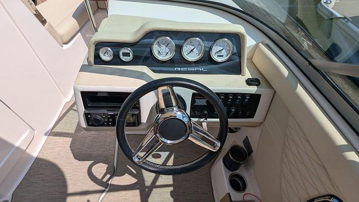 Used Regal 26 FasDeck