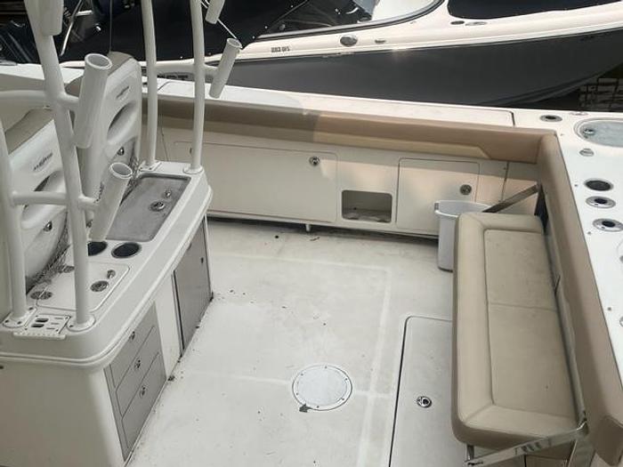 Used 2015 Sailfish 320 CC