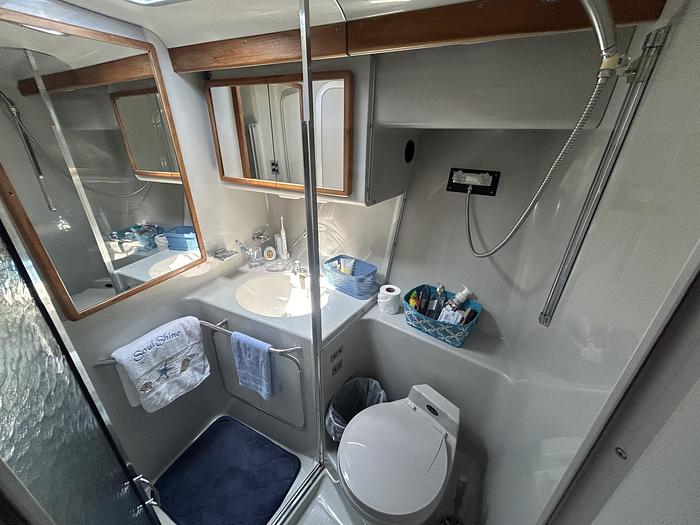 Used 1990 Sea Ray 350 Sundancer