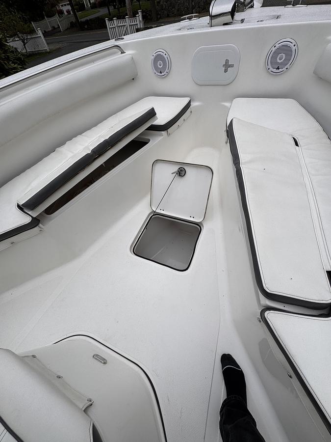 Used 2015 Tidewater 252 Center Console Adventure