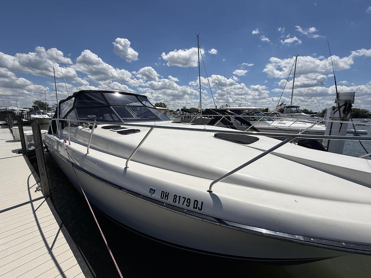 Used 1990 Silverton 34 Express