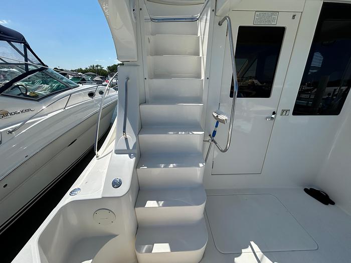 Used 2007 Silverton 33 Convertible