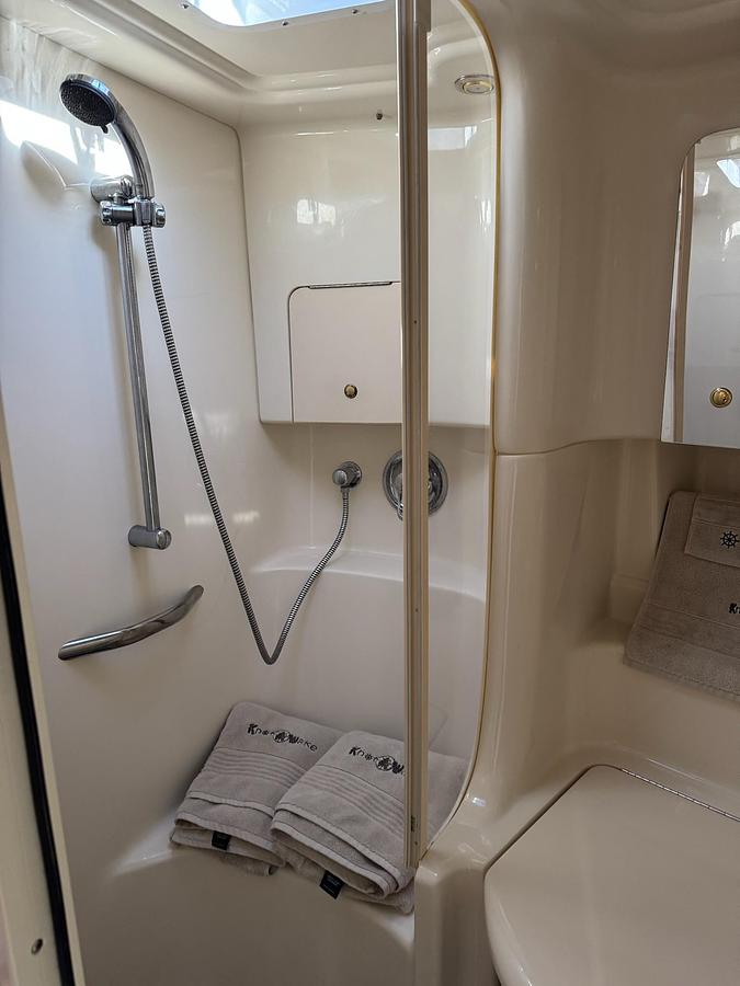 Used 2000 Sea Ray 380 Sundancer