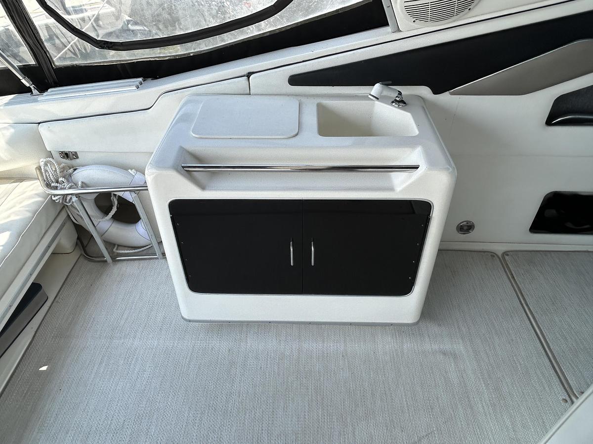 Used 1993 Sea Ray 440 Sundancer