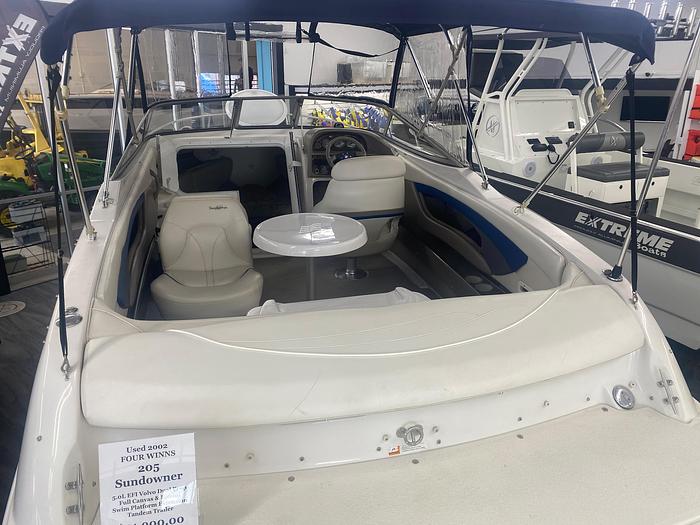 Used 2002 Four Winns 205 Sundowner
