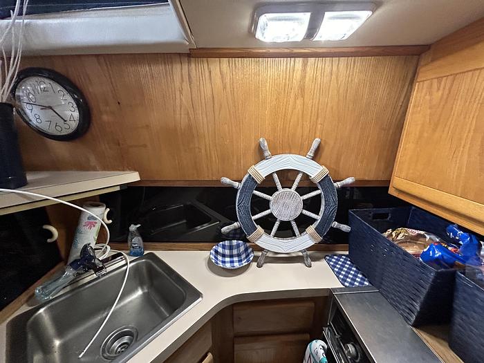 Used 1990 Silverton  40 Motor Yacht
