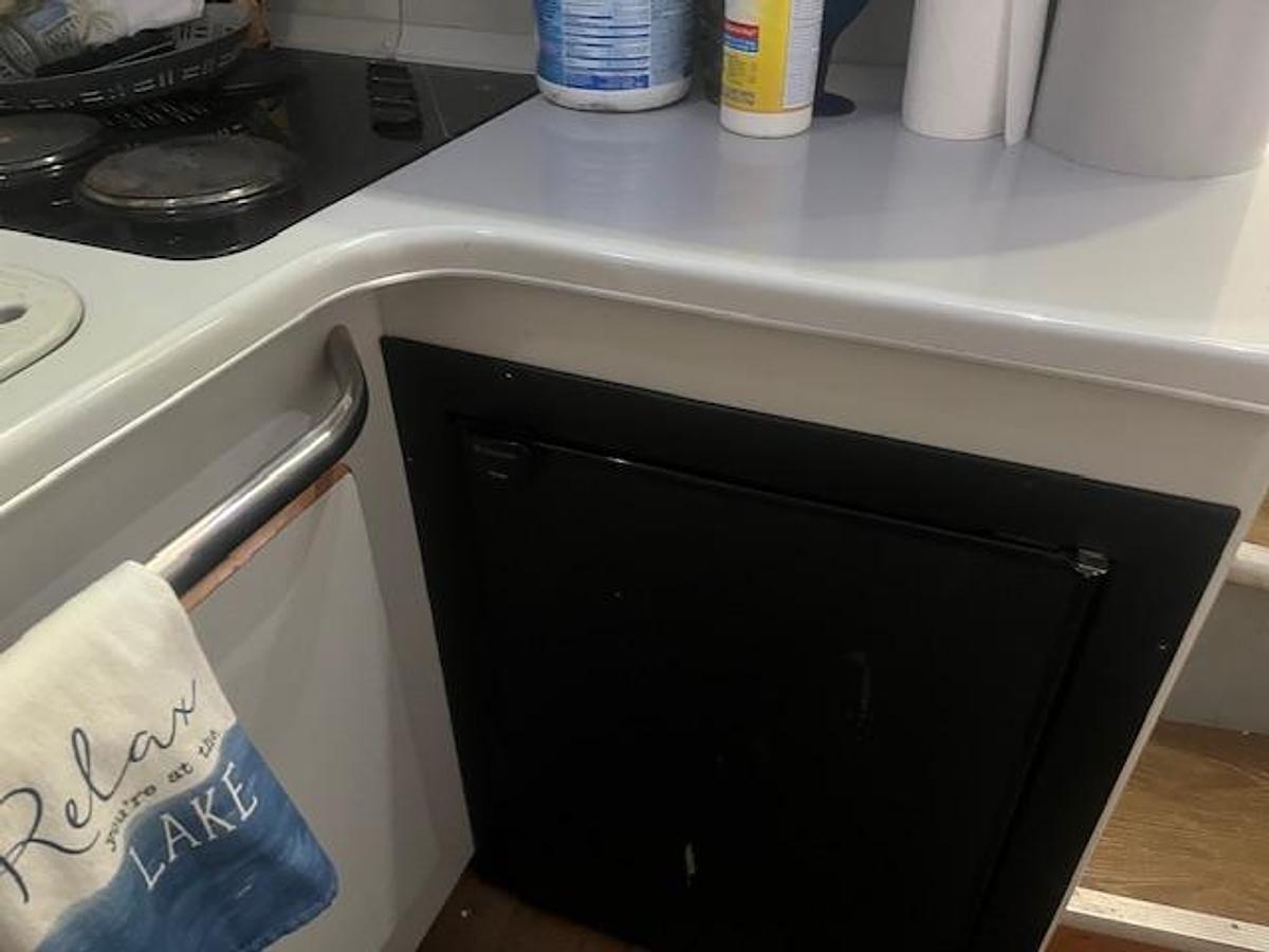 Used 1991 Sea Ray 370 Sedan Bridge