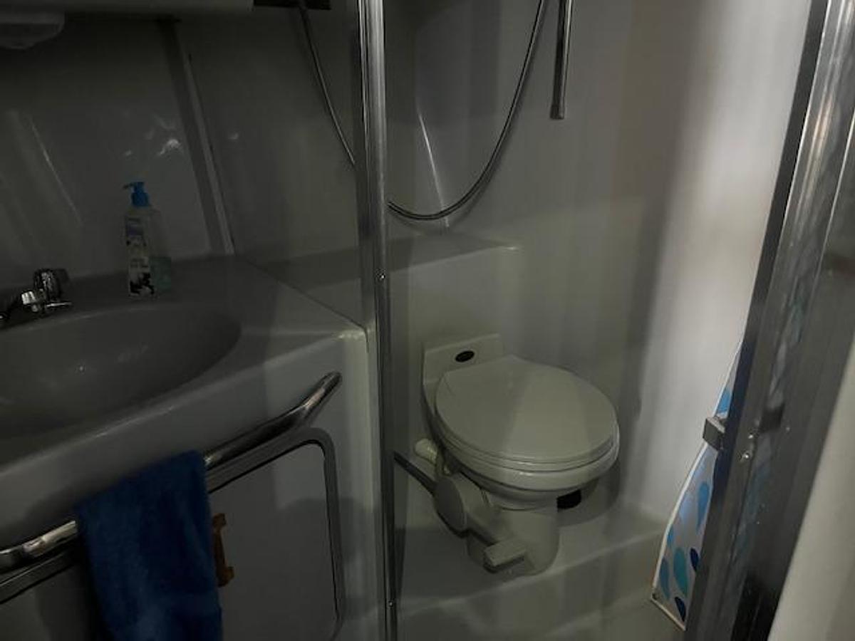 Used 1991 Sea Ray 370 Sedan Bridge