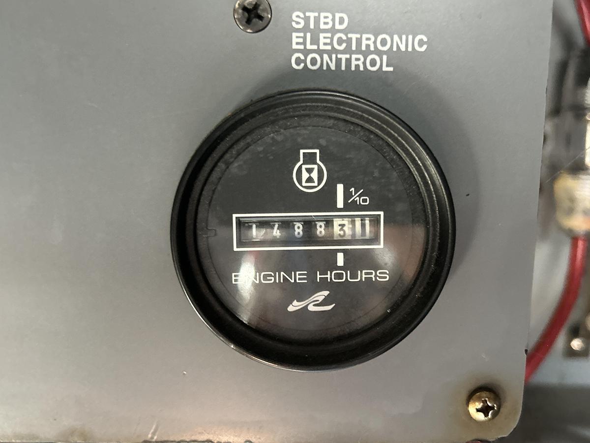 Used 1993 Sea Ray 440 Sundancer