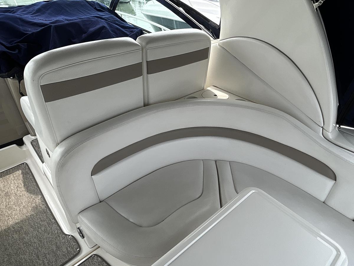 Used 2005 Sea Ray 320 Sundancer