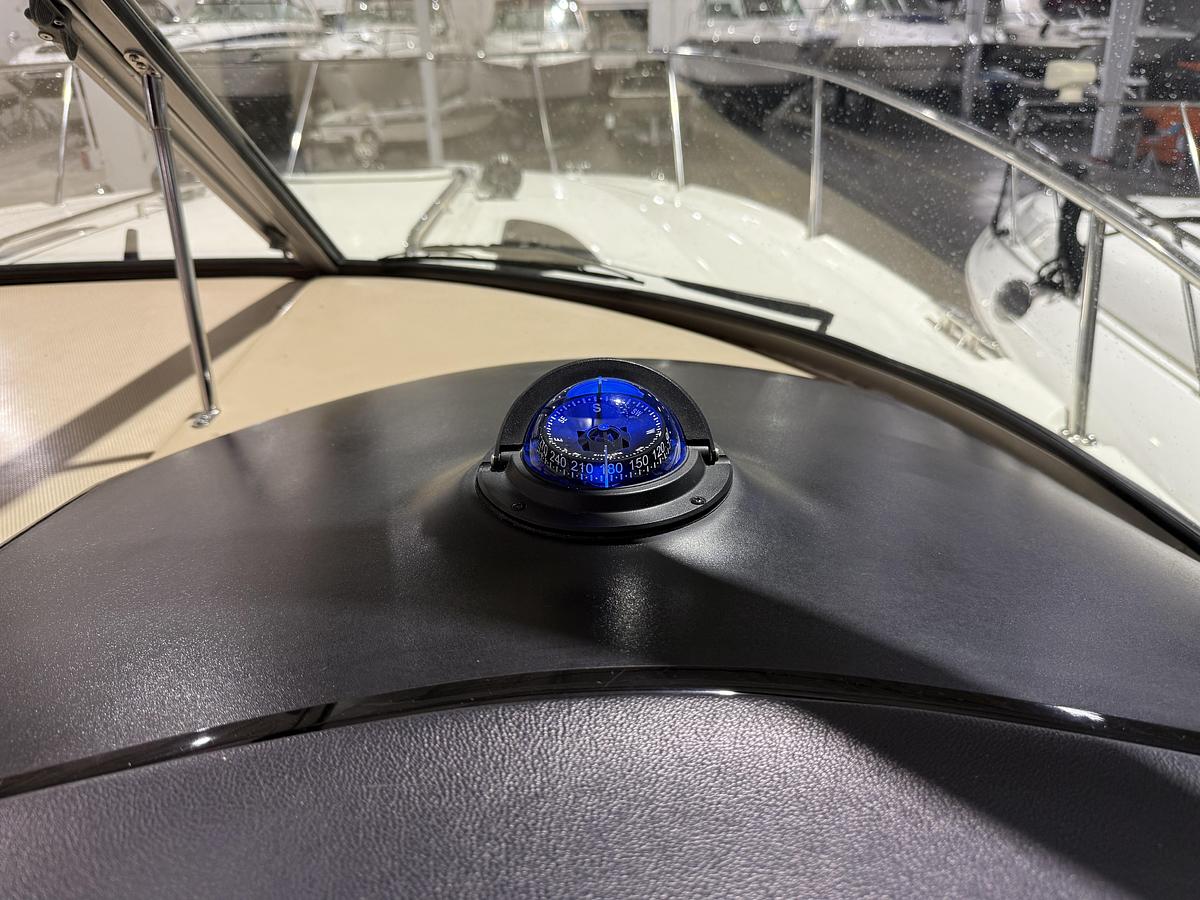 Used 2017 Sea Ray 330 Sundancer