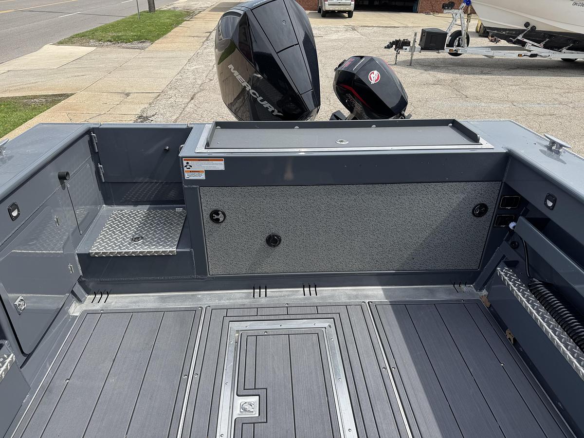 Used 2025 Hewescraft 240 Pacific Cruiser Hardtop