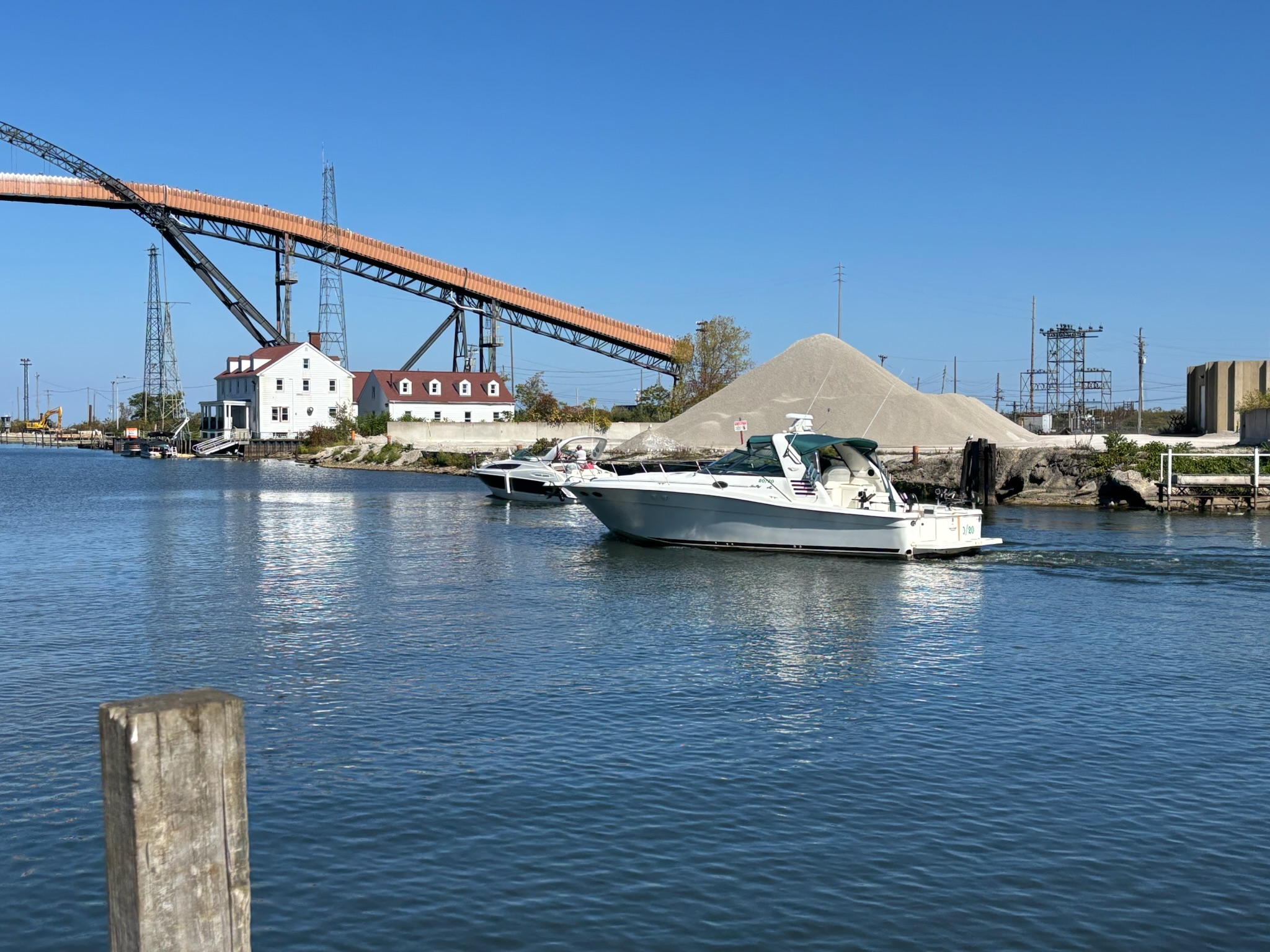 Used 1998 Sea Ray 370 Express Cruiser