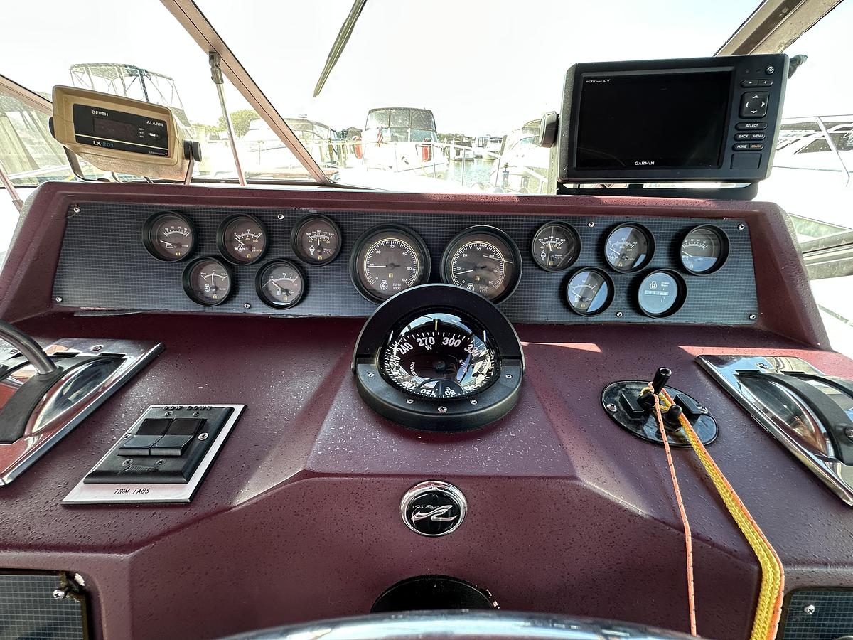 Used 1987  Sea Ray 340 Sundancer