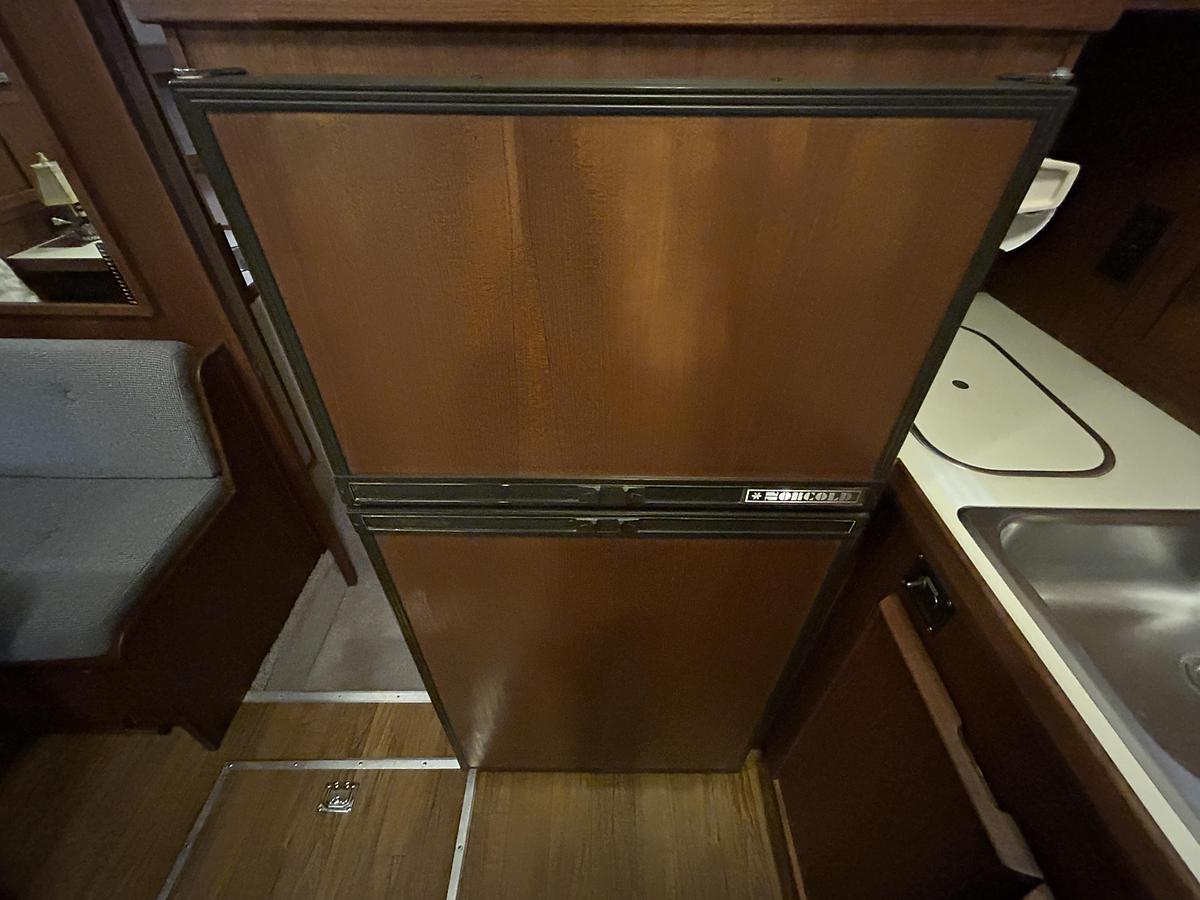 Used 1987 Chris-Craft 362 Catalina