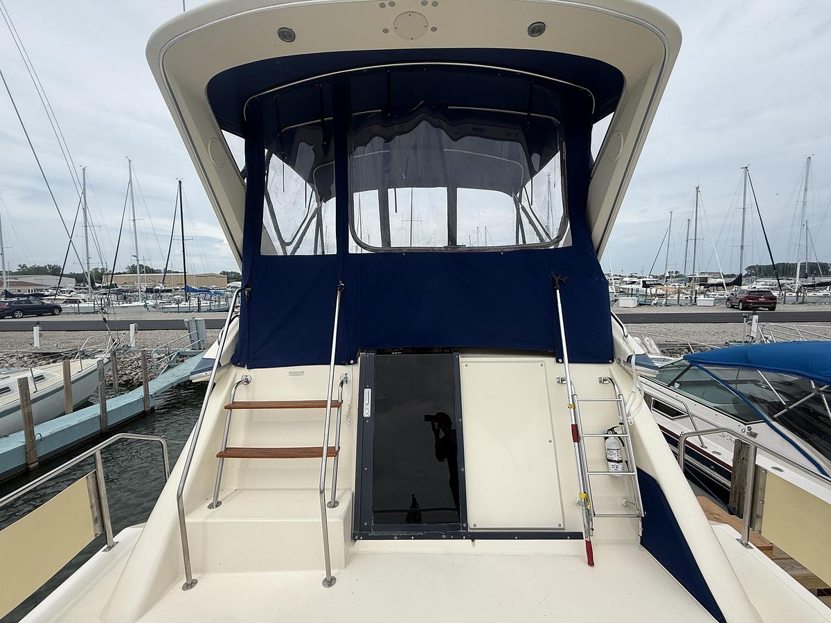 Used 1986 Sea Ray 410 Sundancer