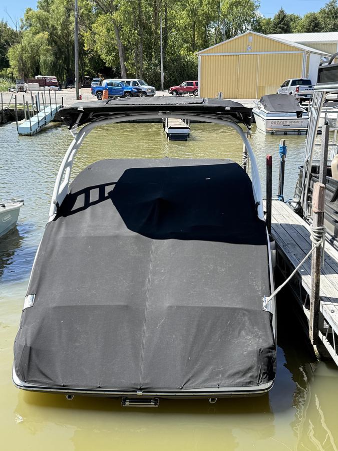 Used 2023 Yamaha 252 SD