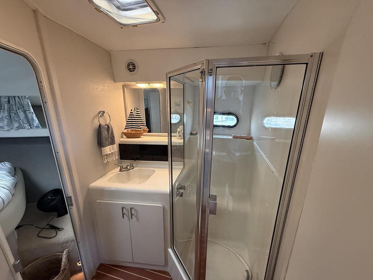 Used 1992 Silverton  41 Aft Cabin Motor Yacht
