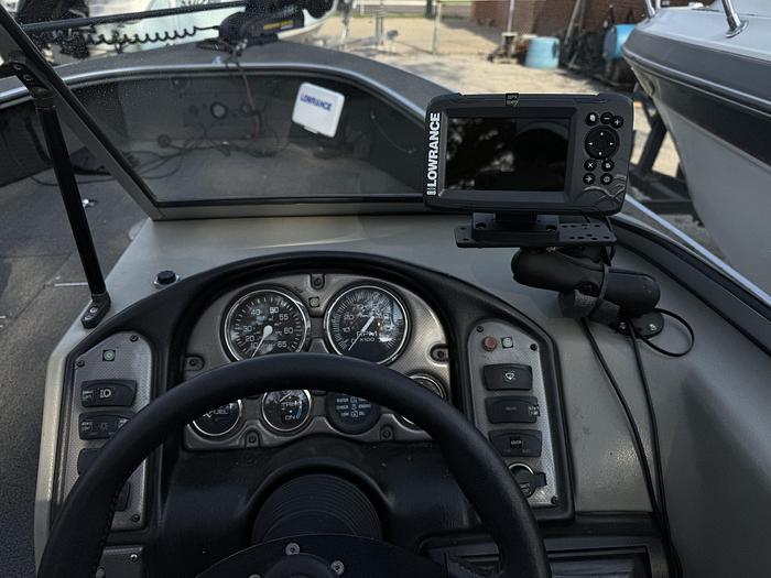 Used 2004 Alumacraft 185 Tourament Sport