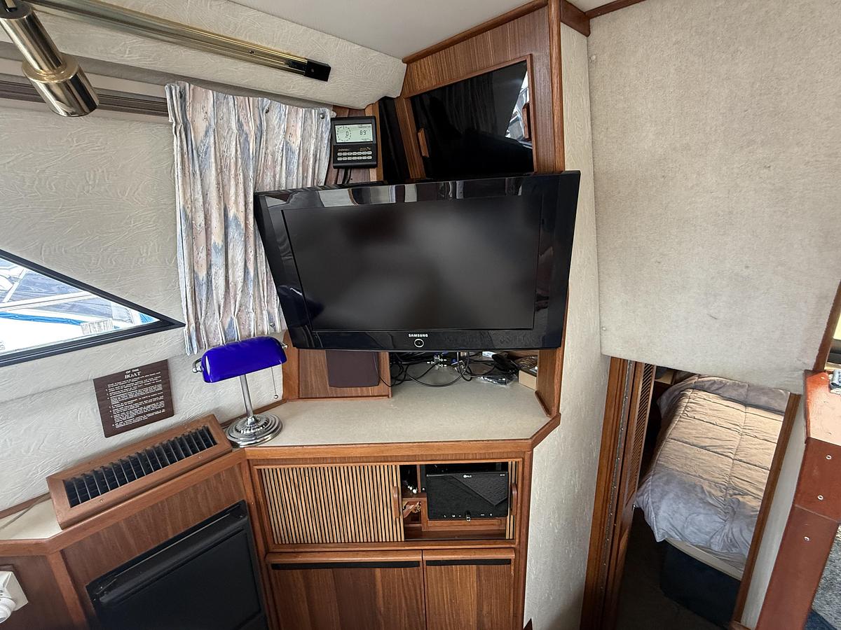 Used 1986 Sea Ray 410 Sundancer