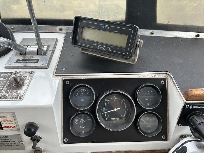 Used 1986 Marinette 39' Double Cabin