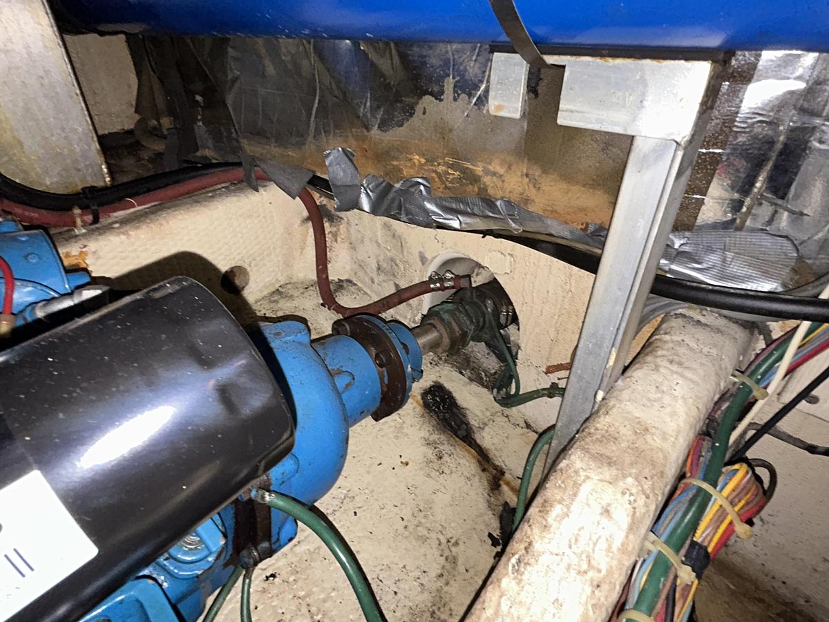 Used 1987 Chris-Craft 362 Catalina