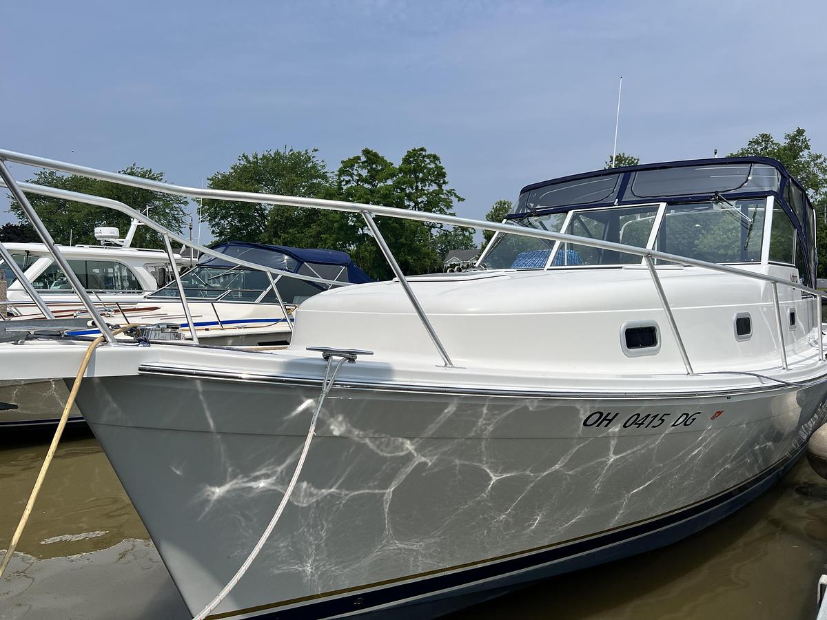 Used 2001 Mainship 34 Pilot