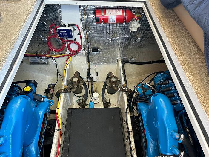 Used 2007 Silverton 33 Convertible