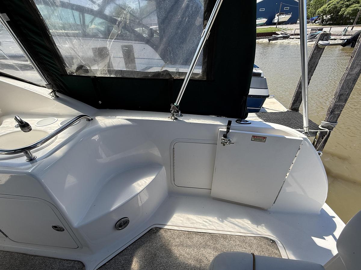 Used Sea Ray 260 Sundancer