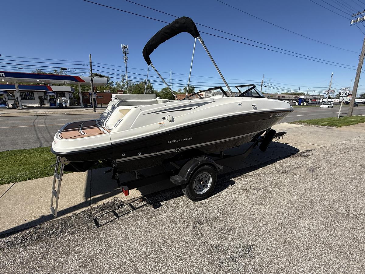 Used 2016 Bayliner VR5