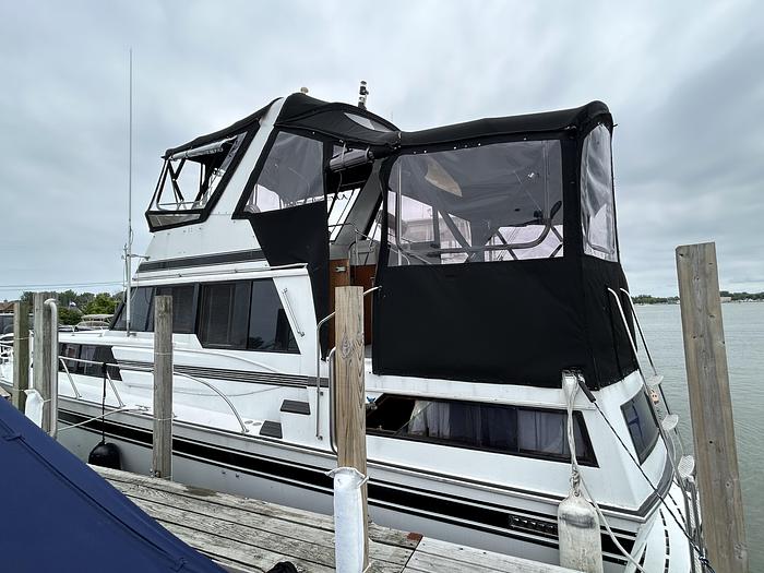 Used 1986 Marinette 39' Double Cabin