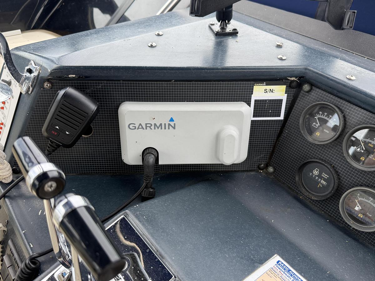 Used 1986 Sea Ray 410 Sundancer