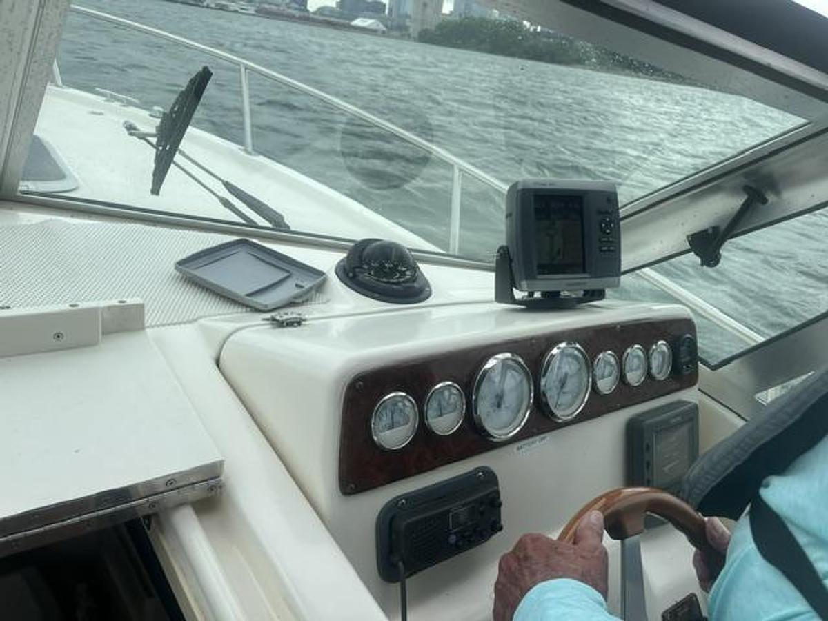 Used 1999 Pursuit 2460 Denali