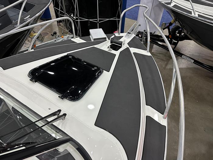 2024 Extreme Boats 695 Game King