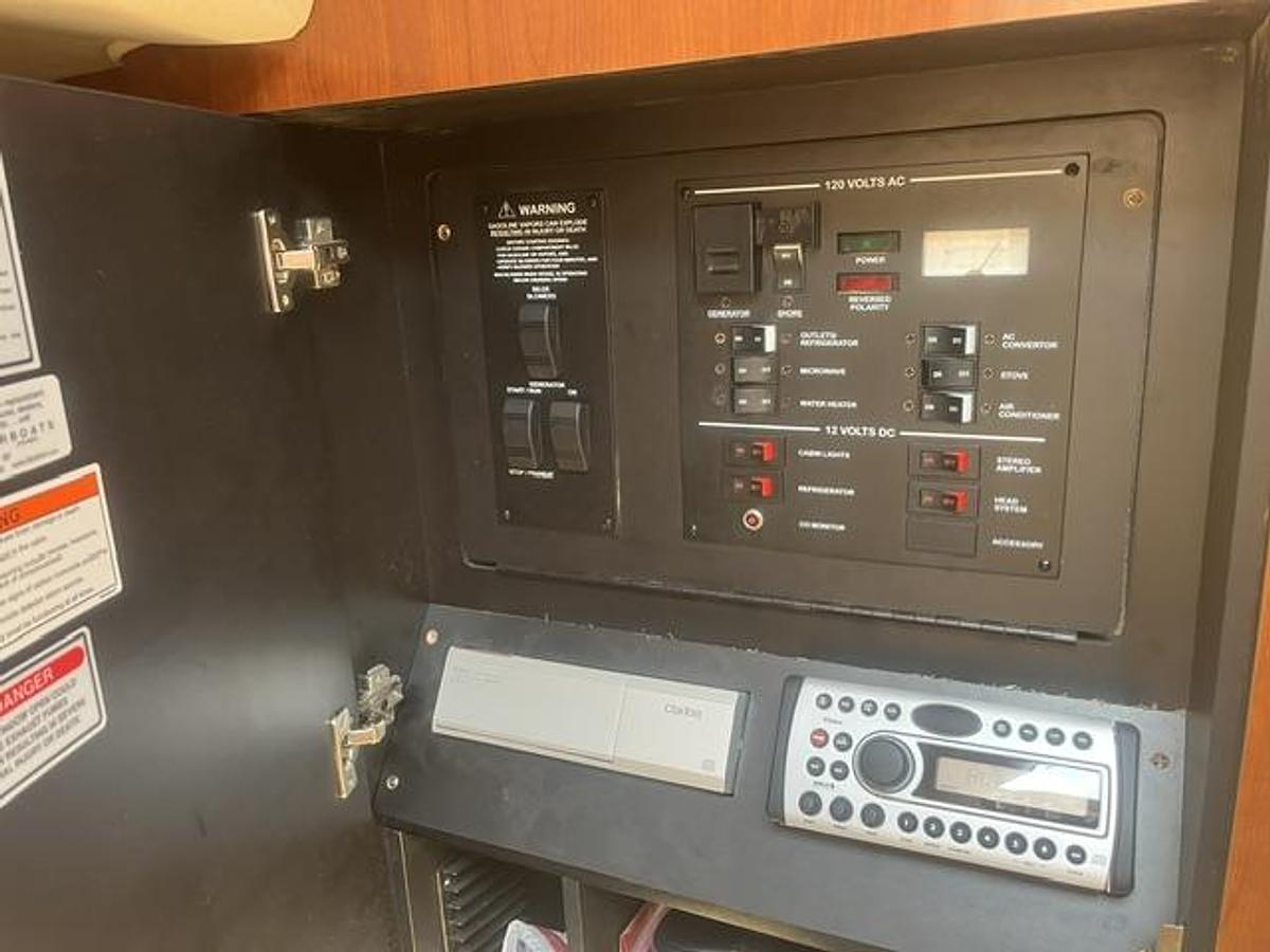 Used 2006 Sea Rayt 280 Sundancer