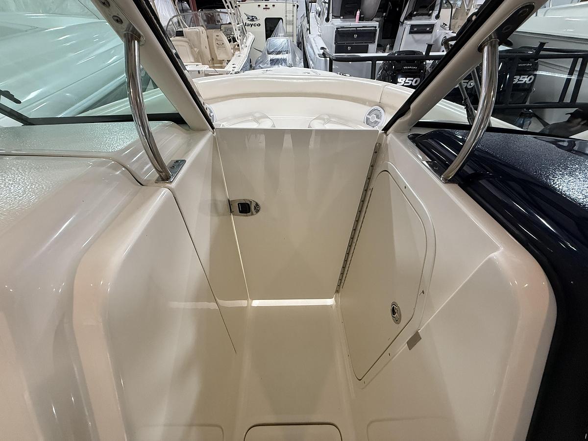 Used 2014 Pursuit 265 DC