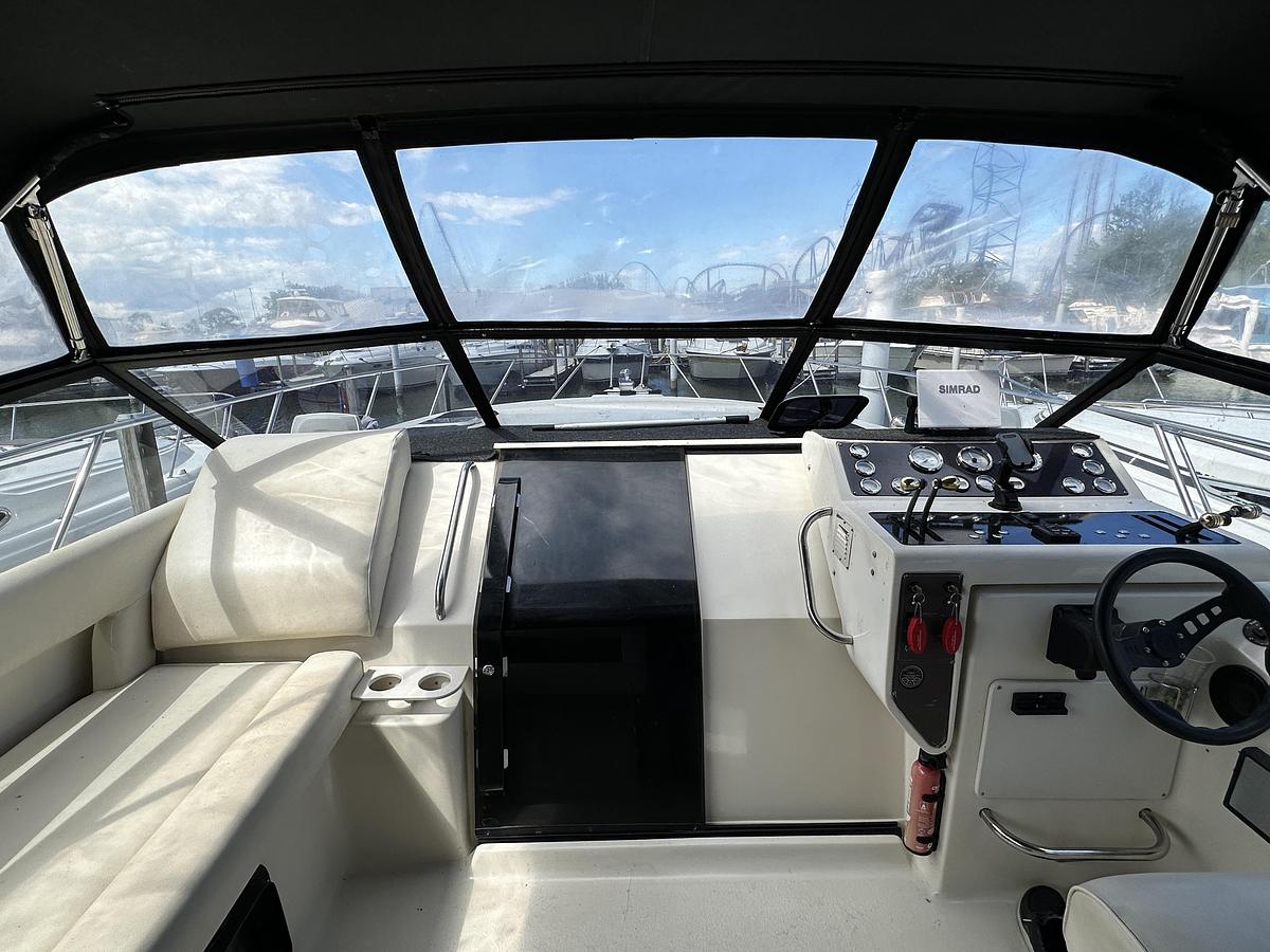 Used 1990 Silverton 34 Express