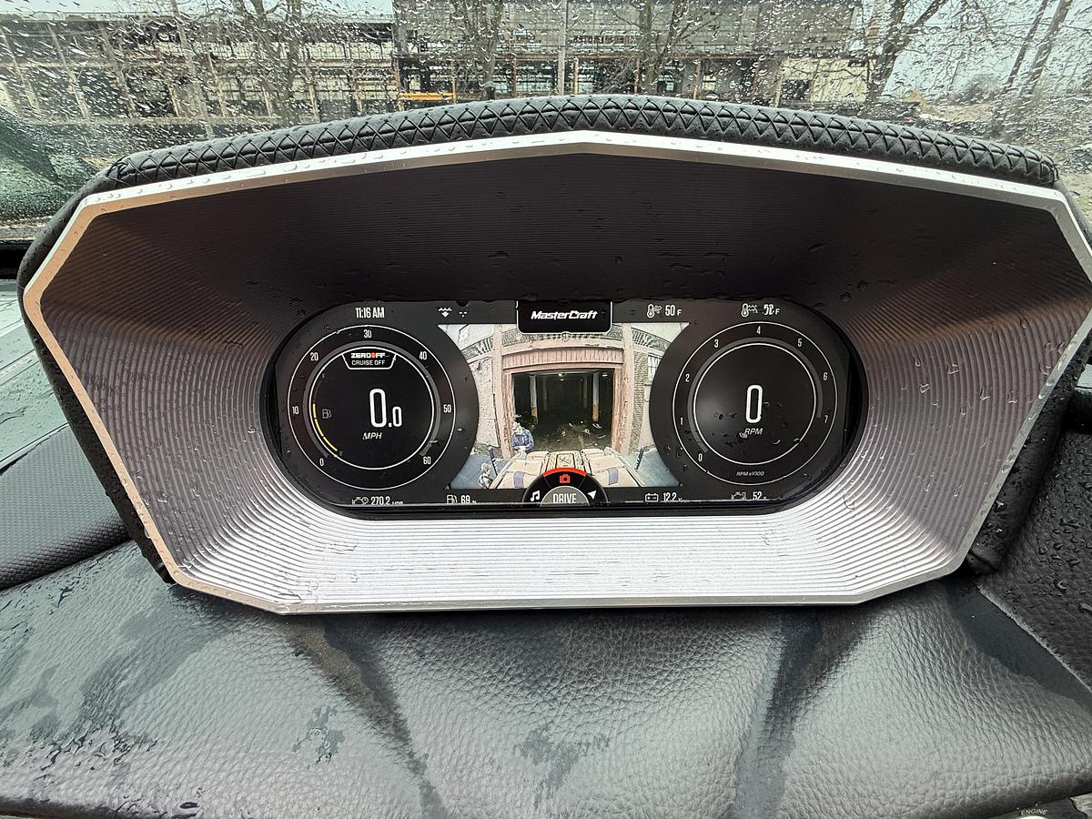 Used 2021 MasterCraft X26